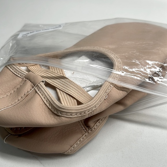 🌻4/$20 Ballet Slippers for Toddlers Full Cowhide Sole Crossbands Size 4 Yrs 10 - Picture 12 of 12